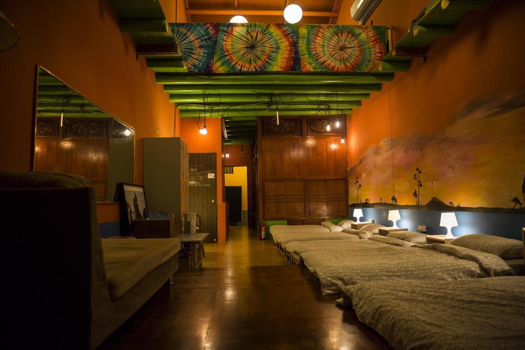 Rainbow Wave Surfing Hostel Heng-ch'un Zimmer foto